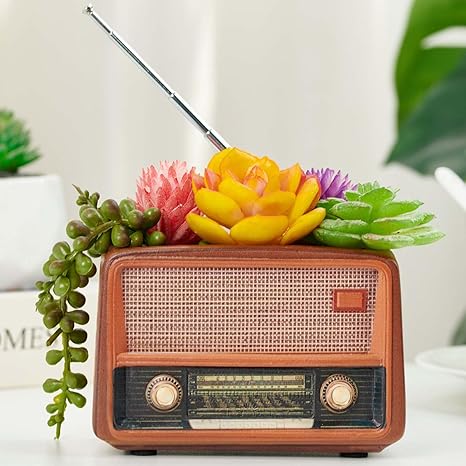 Radio Plant Pot