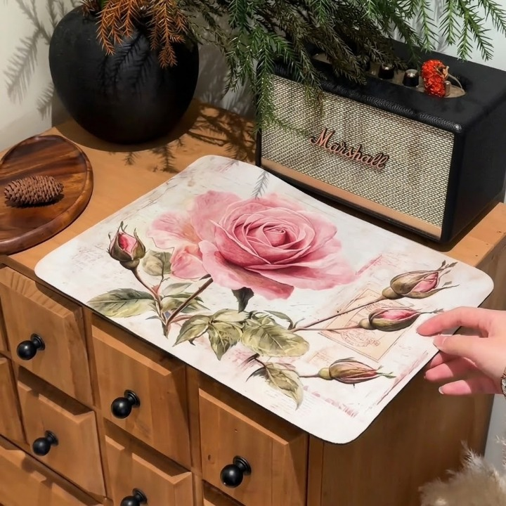 Rose Vintage Aesthetic Mat