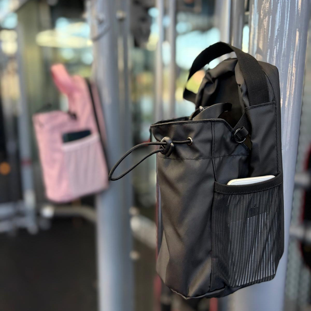 Smart Magnetic Gym Bag