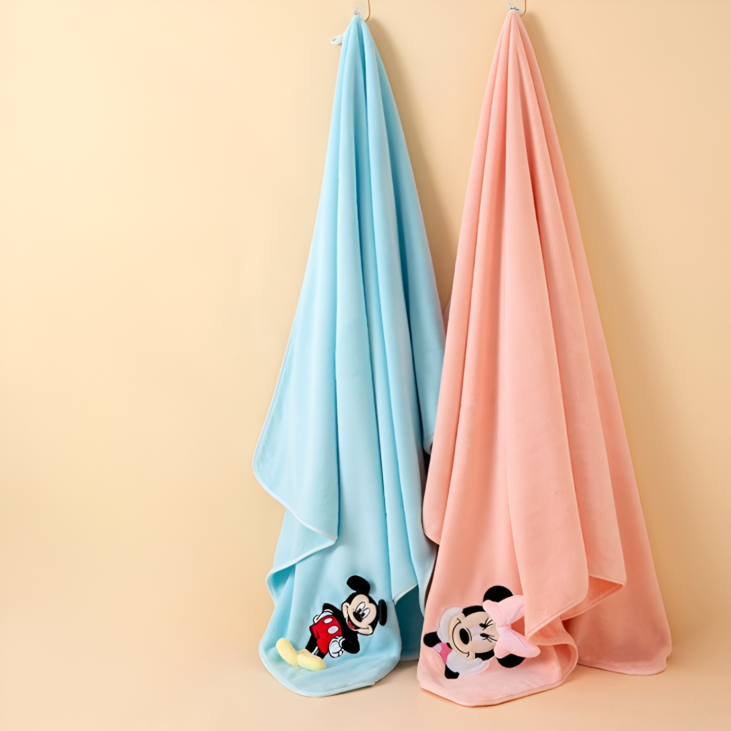 Mickey & Minnie Towel