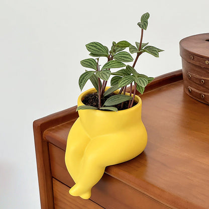 Leg Dangler Ceramic Pot