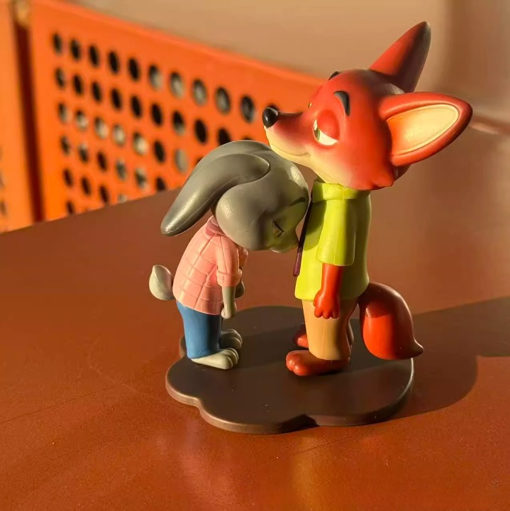 Zootopia Nick & Judy Figurine