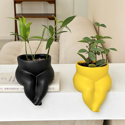 Leg Dangler Ceramic Pot