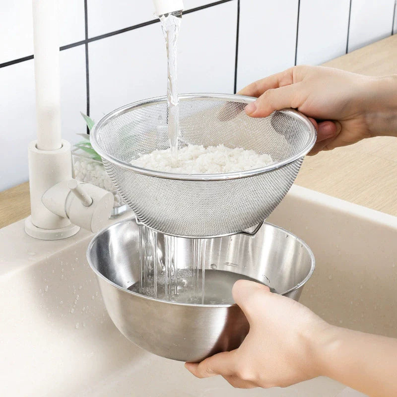Mesh Strainer With Bowl