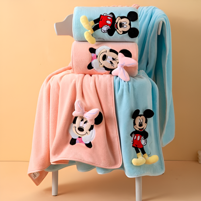 Mickey & Minnie Towel
