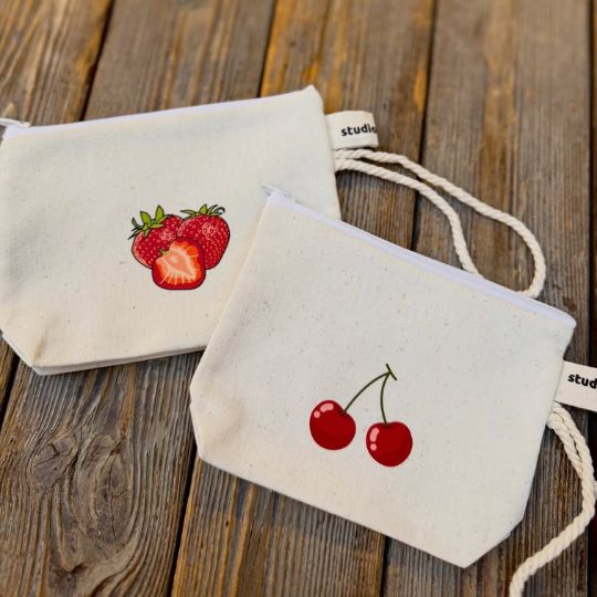 Minimal Canvas Zipper Pouch