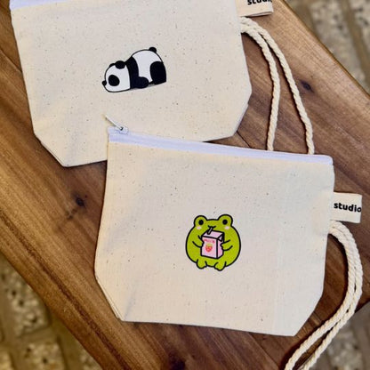 Minimal Canvas Zipper Pouch
