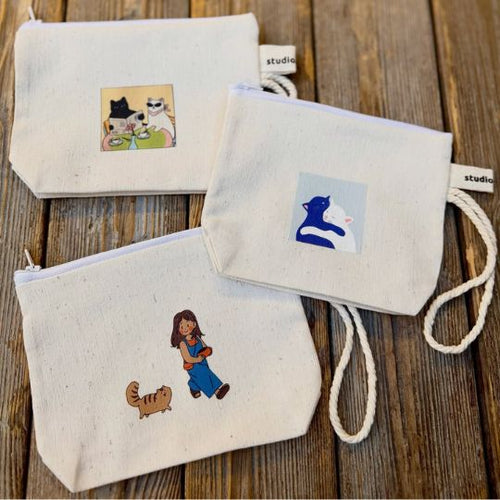 Minimal Canvas Zipper Pouch