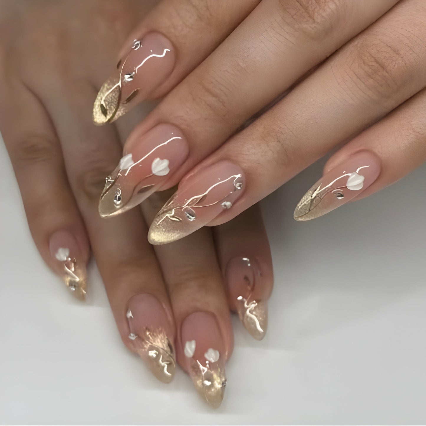 Tulip Petal Nails(Free Jelly Glue + Rubbing Strip)