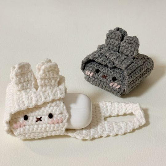 Cute Bunny Airpods Pouch