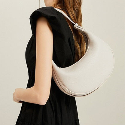 Soft Curve Classic Bag